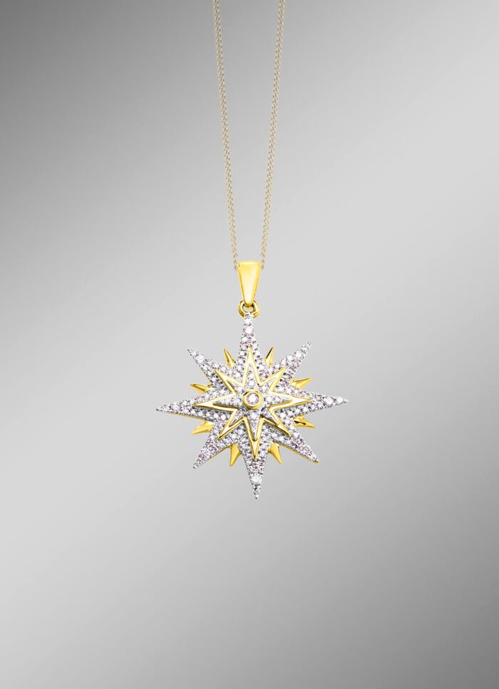 Grote sterhanger met briljant geslepen diamanten 