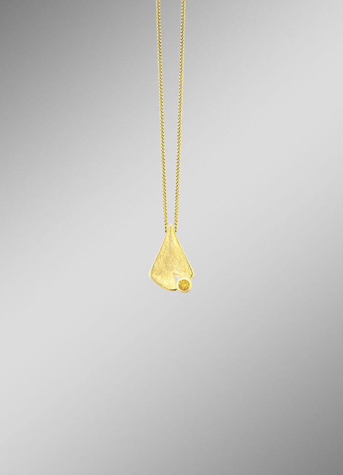 Interessante hanger met echte citrien 