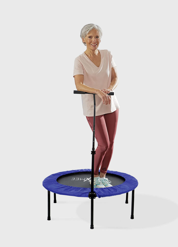 Trampoline met in hoogte verstelbare handgreep 