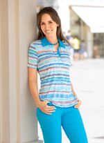 Poloshirt met korte decoratieve knoopsluiting 