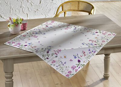 Tafel- en kamerdecoratie met weidebloem-dessin 