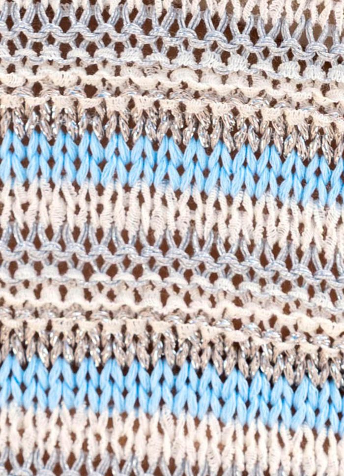 Trui gemaakt van fijn lintgaren 