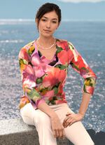 Trui in fijngebreide bloemenprint 