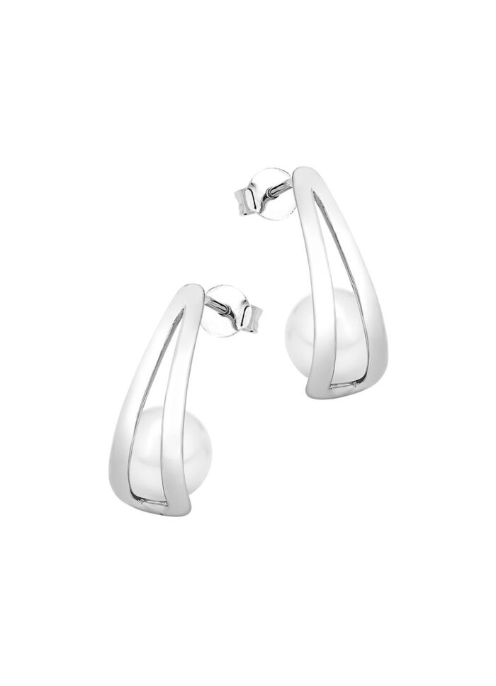 Moderne oorbellen met zoetwaterparels 