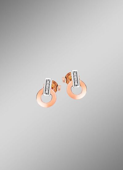 Moderne oorbellen met 8 diamanten 