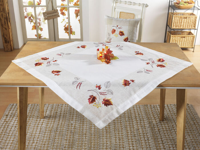 Geborduurde tafel- en kamerdecoratie SECT-MEERKLEURIG