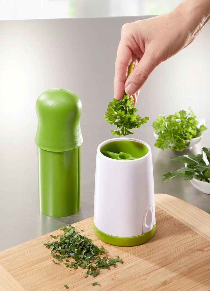 Vers gehakte kruiden in een handomdraai 