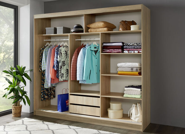 Verfijnde schuifdeurkast met spiegelfront 