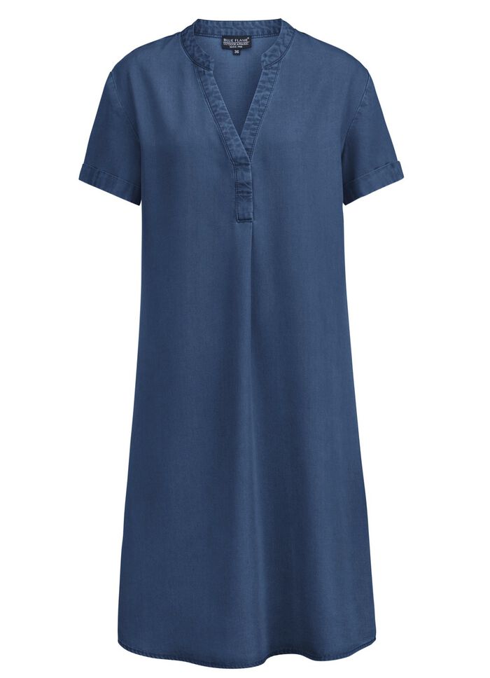 Jeansjurkje in een zomerse, lichte kwaliteit 