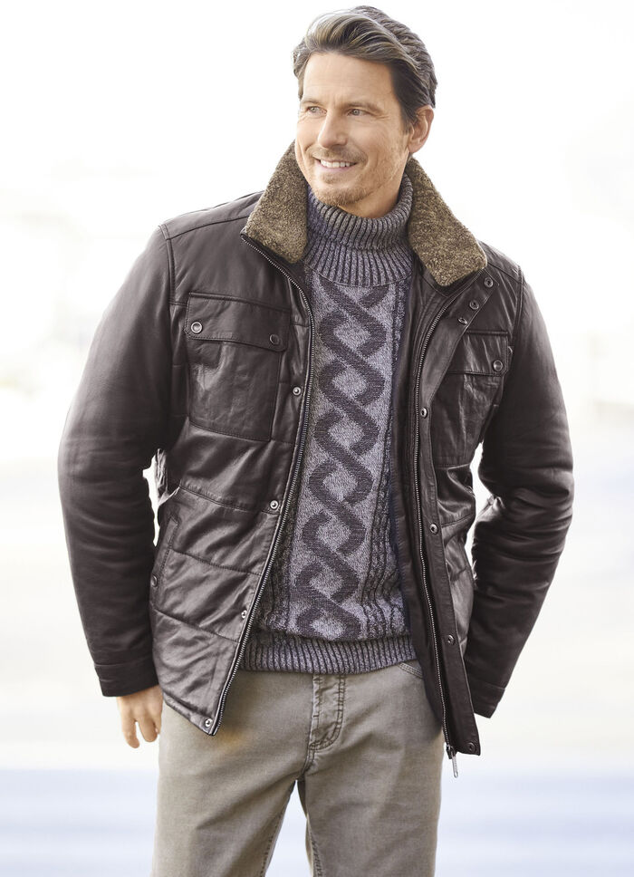 Kort leren jack met echte lamsvachtafwerking 