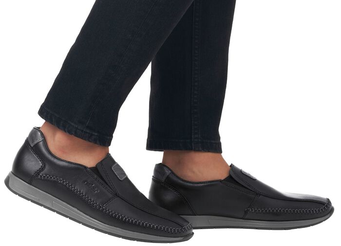 Rieker pantoffels gemaakt van nappaleer 