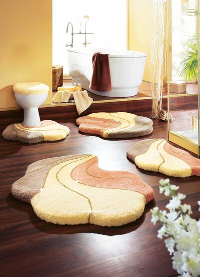 Badkamerset van Grund met goud glittergaren 