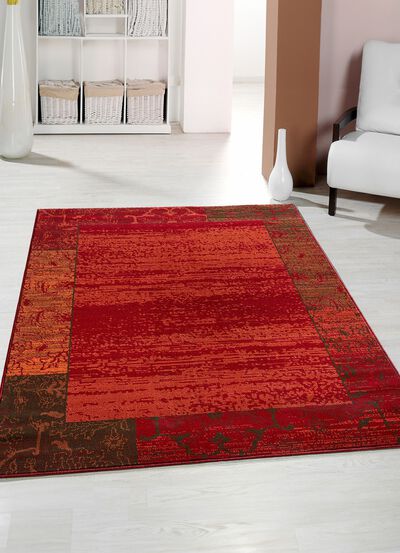 Bruggen en tapijten met tijdloos mooi versierde randen 