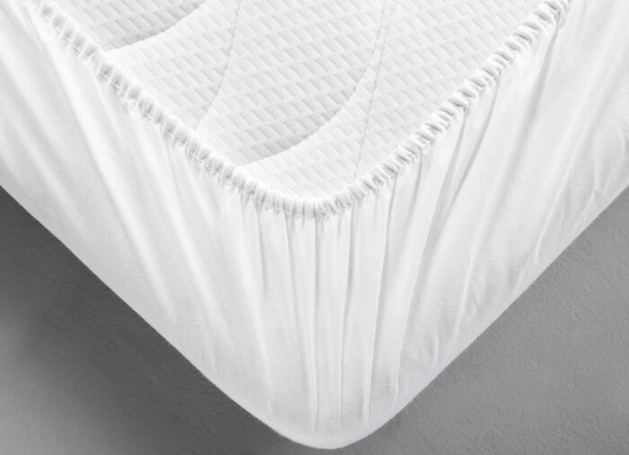 Absorberend en onderhoudsvriendelijk Molton stretch hoeslaken van Dormisette 