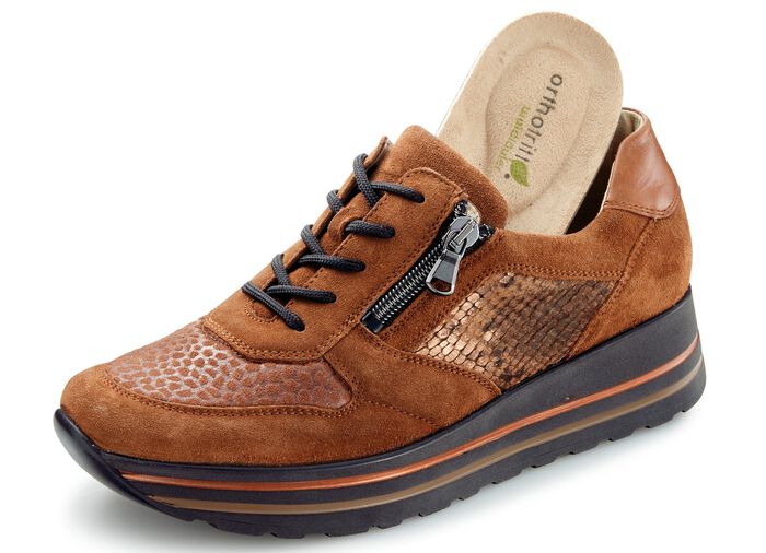 Waldl&auml;ufer veterschoen met stretchmateriaal in het balgedeelte COGNAC