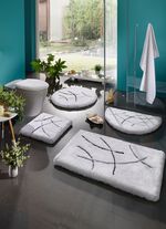 Badkamerset in blotevoetenzachte kwaliteit 