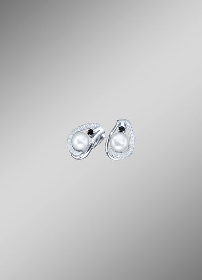 Creoolse klapoorbellen met synth. zirkonia en zoetwaterparels 