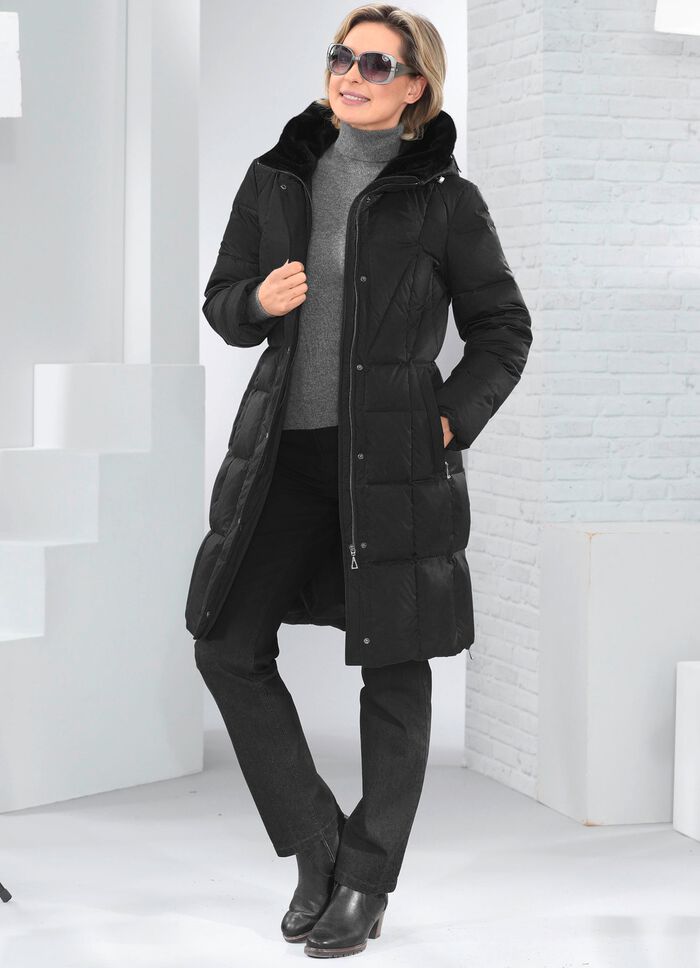 Korte donsjas met vaste capuchon 