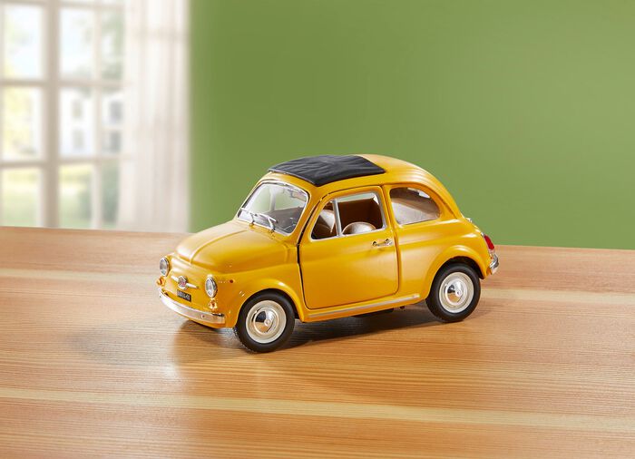 Bburago Fiat 500F (1965) &middot; 