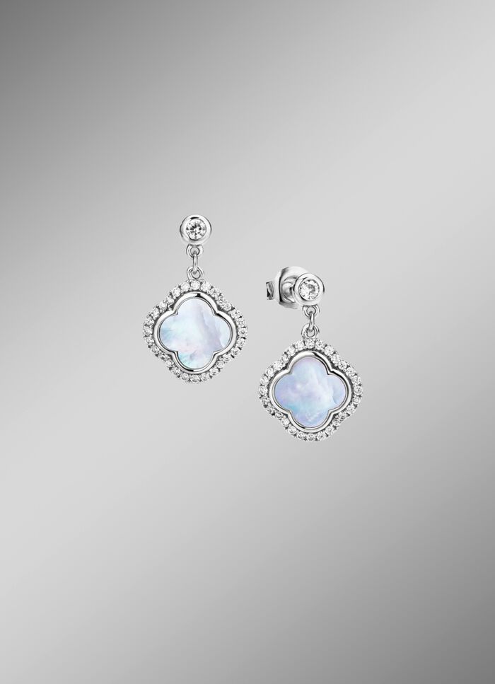 Klaveroorknopjes van zilver en parelmoer 