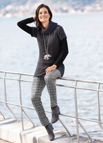 Lange trui met een structuurmix 