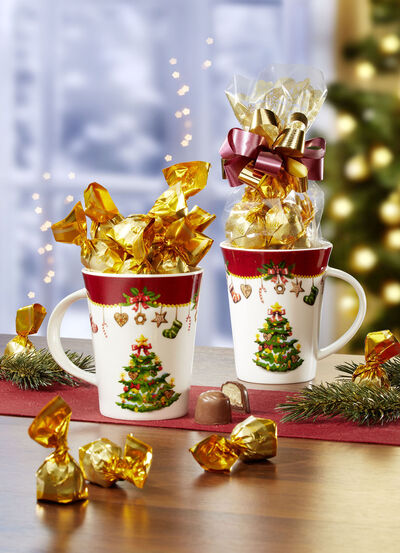 Kerstboom koffiemok met zoete vulling 