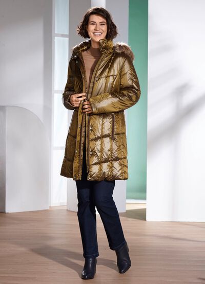 Korte jas met elastische windjackmouwen 