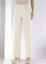 Broeken in modieuze breedte ECRU