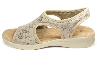 Sandaal van Aerosoft in de breedte G-H 