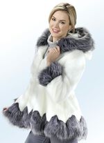 Jas met langharige imitatiebontkraag 