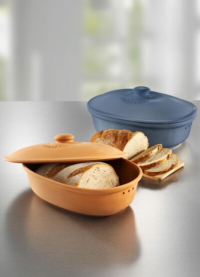 R&ouml;mertopf broodpot gemaakt van natuurlijke klei 