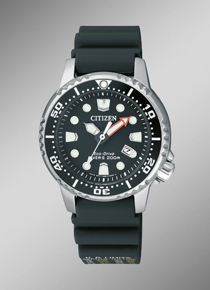 Dameshorloge 'Citizen' op zonne-energie 