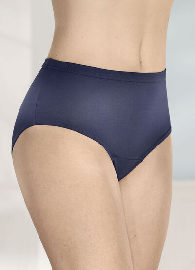 Verpakking van vier slips met elastische tailleband 