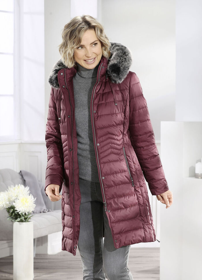 Korte jas met longitudinale quilting aan de zijkanten KASTANJE