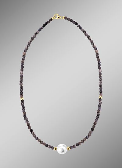 Ketting met parelglans en edelsteenglans 