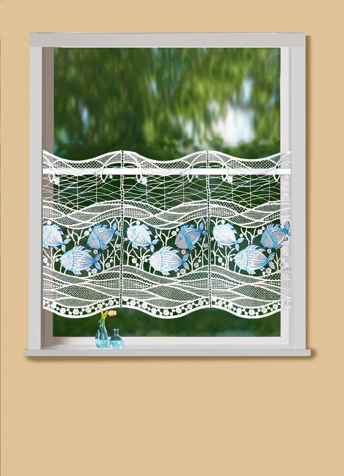 Korte jaloezie met vismotief en Plauen-borduurwerk 