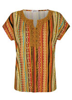 Shirt met gehaakte kanten rand 