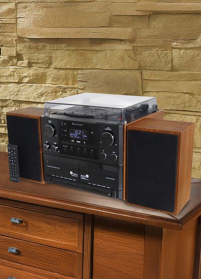 Nostalgische stereo-installatie met afstandsbediening 