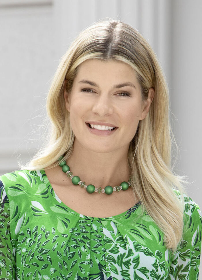 Modieuze balletjesketting 