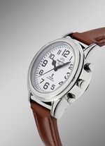 Radiogestuurd dameshorloge met leren band en spreektijdaanduiding 