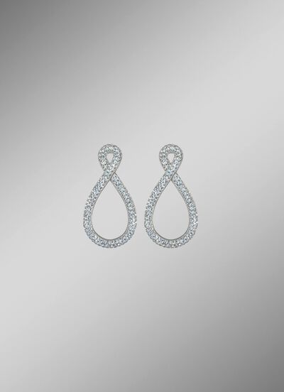 Sprankelende elegantie: oorbellen met kristallen 