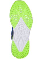 Sabot gemaakt van textielmateriaal met synthetische passementen 