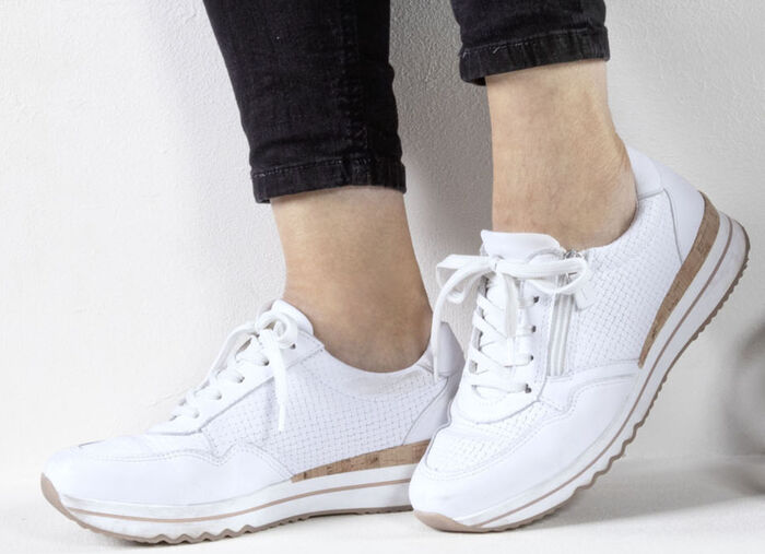 ELENA EDEN sneakers met vetersluiting en ritssluiting aan de zijkant WIT