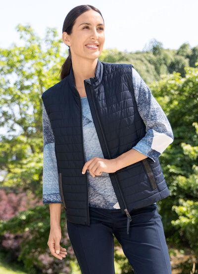 Gewatteerd vest met lichte vulling 