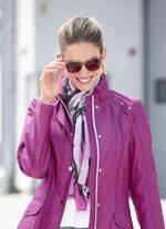 Sjaal met batik- en fantasiemotief 