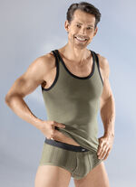 Set van vier sportjassen 