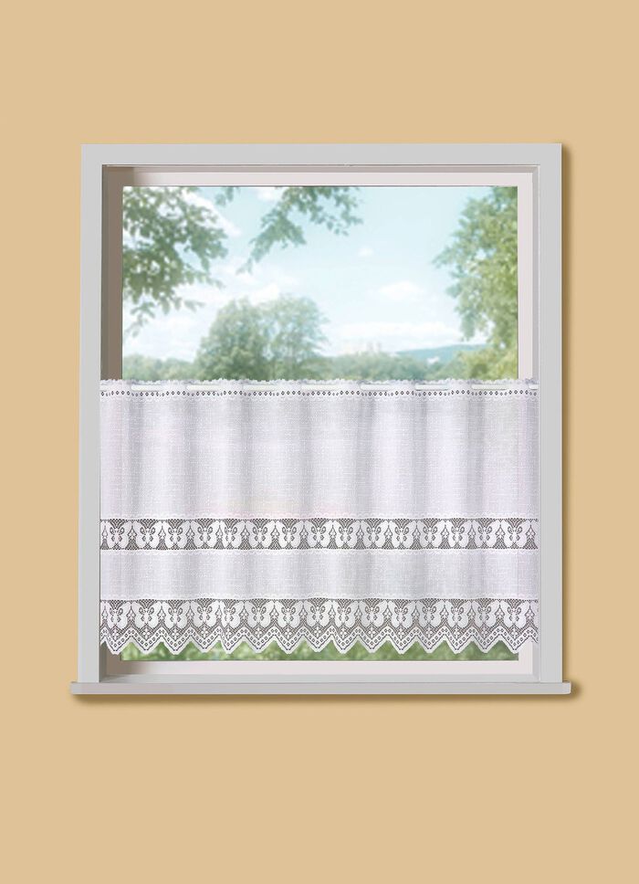 Kort gordijn met vlinderkant en staafdoorvoer 