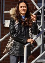 Leren jack met afneembare capuchon 