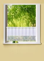 Kort gordijn met doorvoer voor roede 