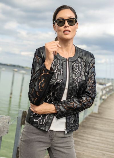 Kort jasje met een glad gevoel 